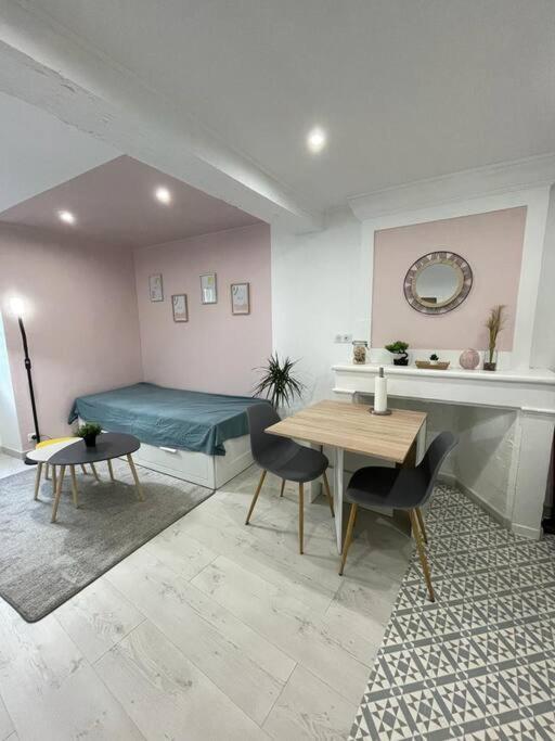 Joli Studio Cozy Tout Equipe Hyper Centre Сент Экстерьер фото